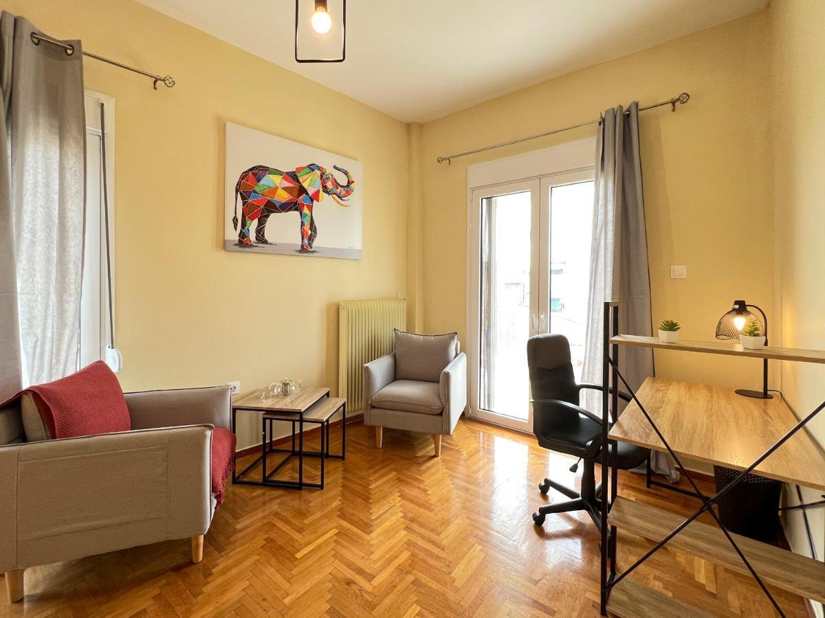 Chiou Spacious 90Sqm Apt In أثينا المظهر الخارجي الصورة