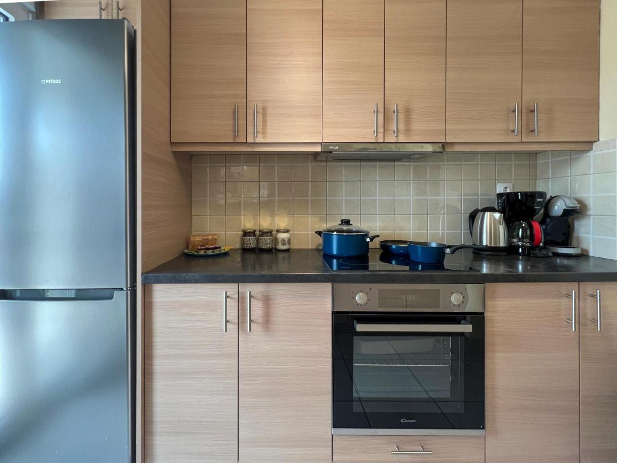 Chiou Spacious 90Sqm Apt In أثينا المظهر الخارجي الصورة